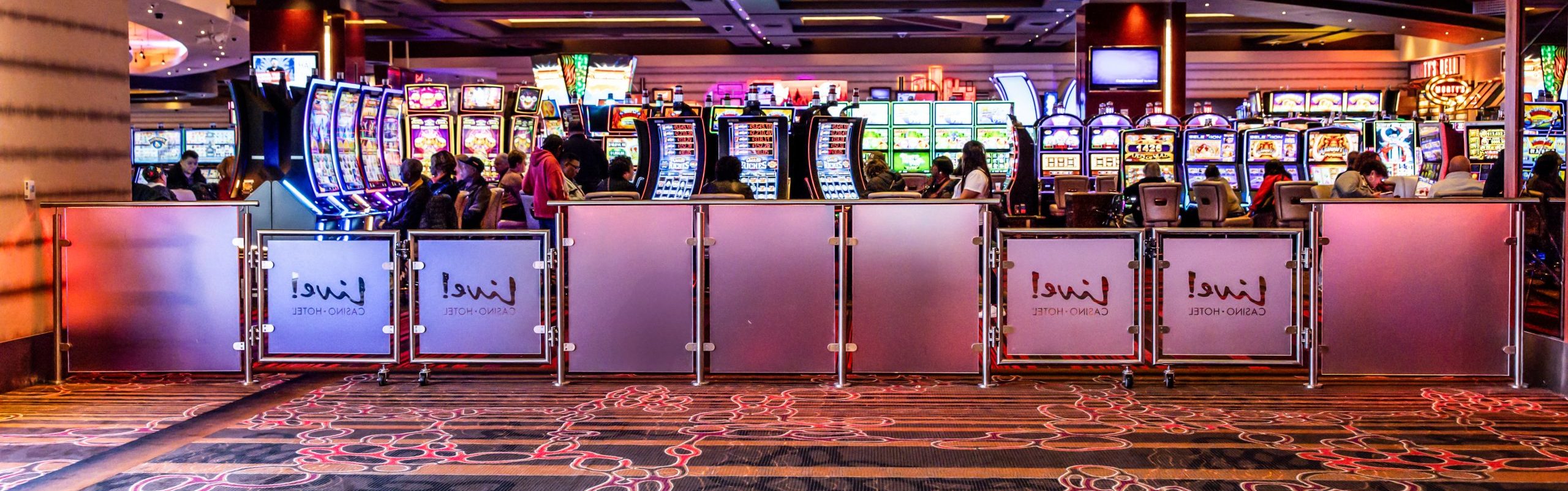 Maryland Live! Casino: CIRCUM™ Round Railings Elevate Safety and Style